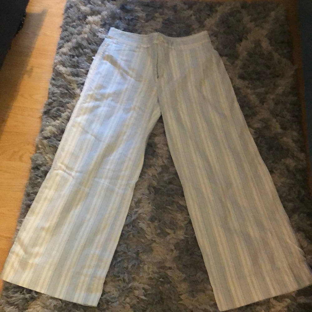 Trousers like wide legged cropped pants